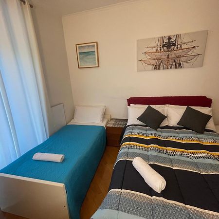 Bed and Breakfast Holiday Colosseum Rom Exterior foto