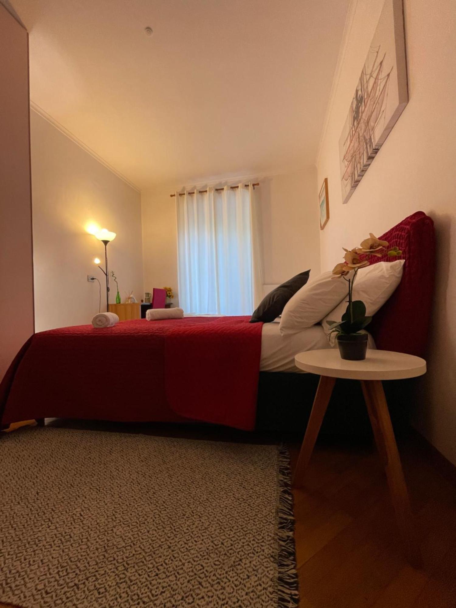 Bed and Breakfast Holiday Colosseum Rom Exterior foto